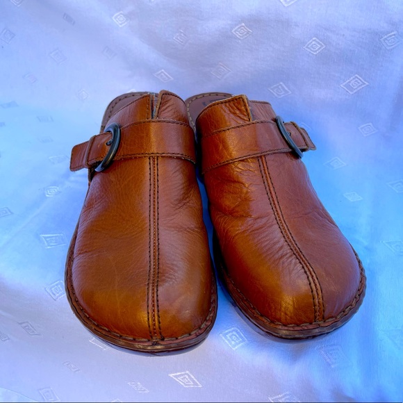 B.O.C. Leather Clogs - Picture 4 of 6